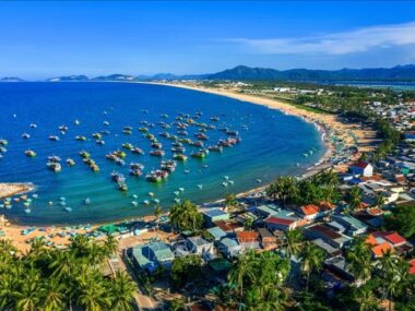 vna potal du lich viet nam ve dep doc bo bien phu yen stand